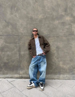 Street Style / White / Tshirt